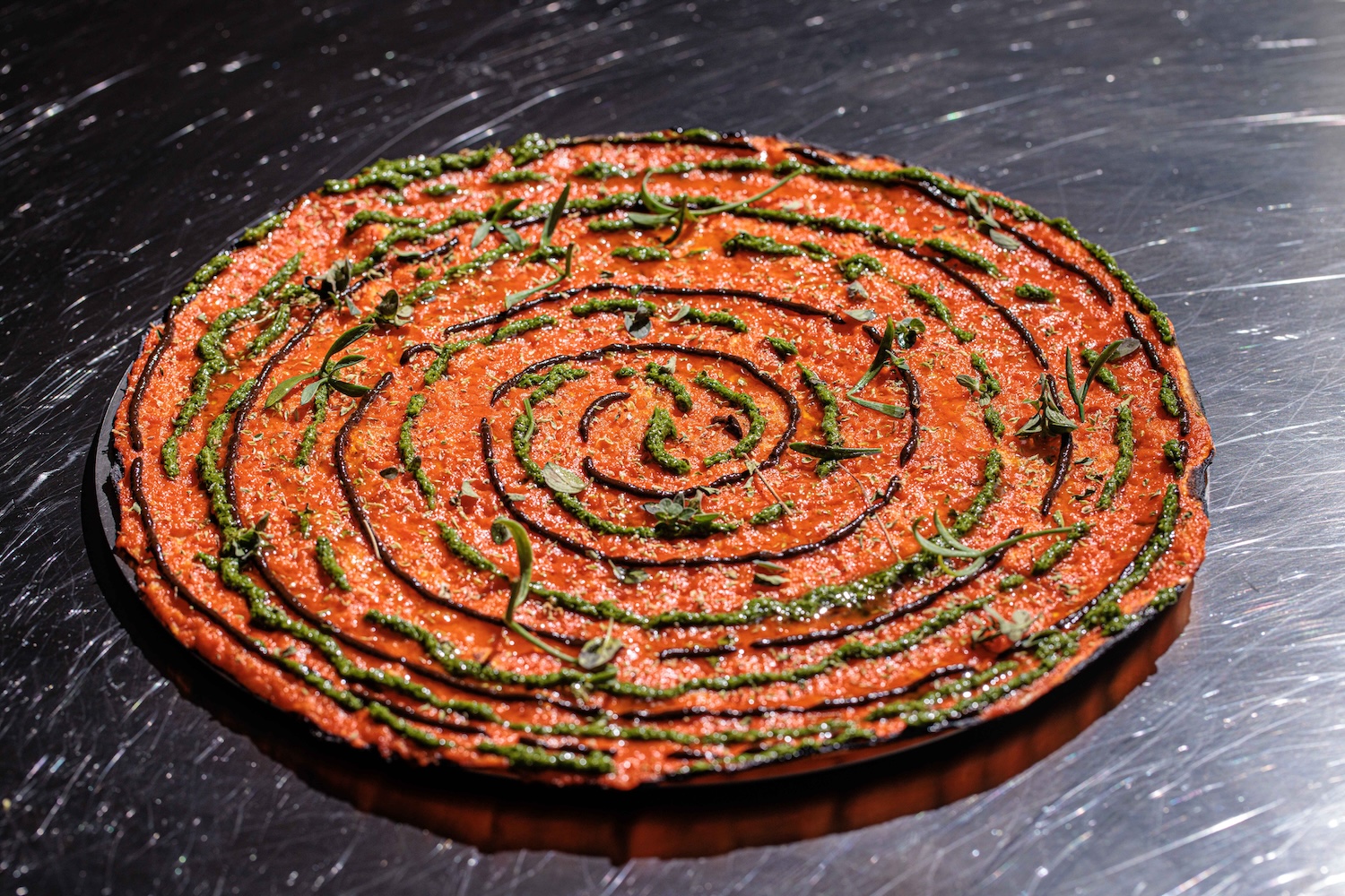 Pizza di gala. L'arte bianca sposa il fine dining e riaccende l'hype per la regina della tavola